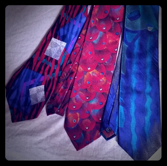 Happy and elegant tie, 2 Pavone, 1 Giorgio Benelli